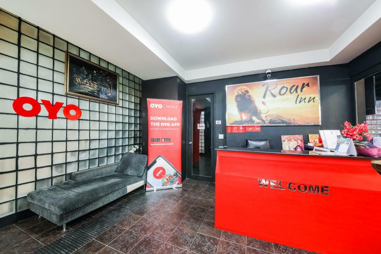 Oyo 244 Roar Inn Patong Ngoại thất bức ảnh